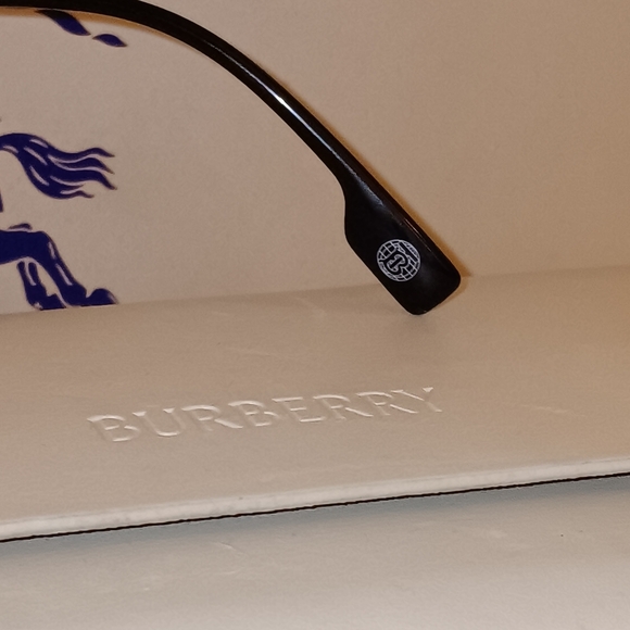 BURBERRY- BE4377 Jude XXL - Picture 4 of 6